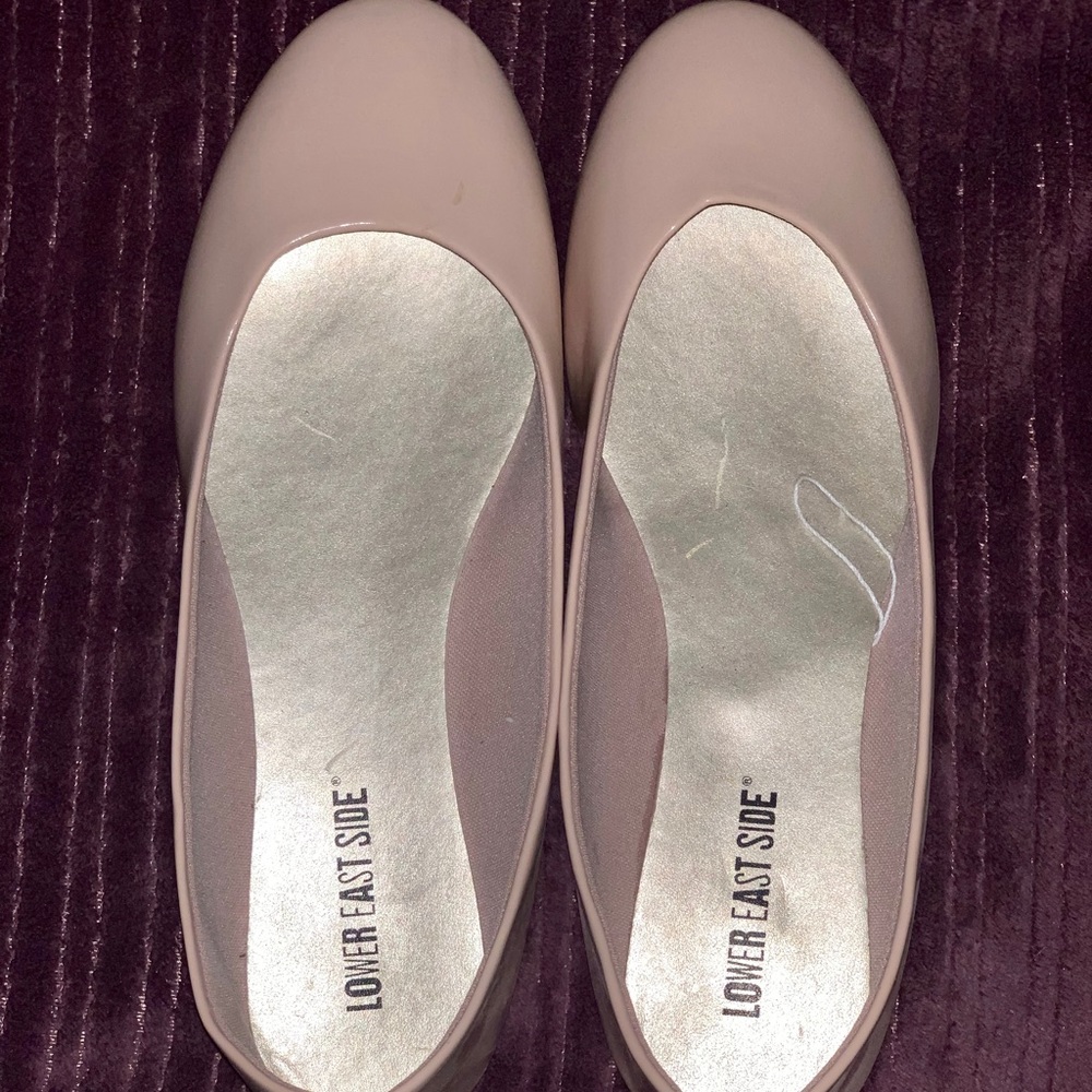 NWOT Flats